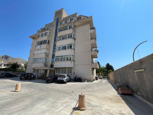 Appartamento in vendita a VII Circoscrizione, Palermo