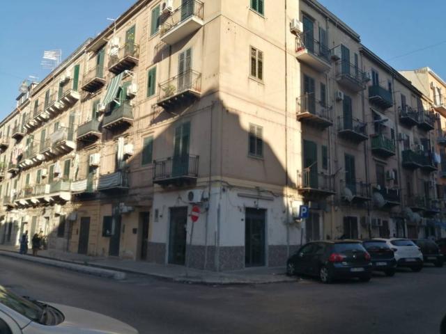 Appartamento in vendita a III Circoscrizione, Palermo