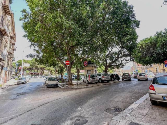Appartamento in vendita a Villaggio Santa Rosalia, Palermo