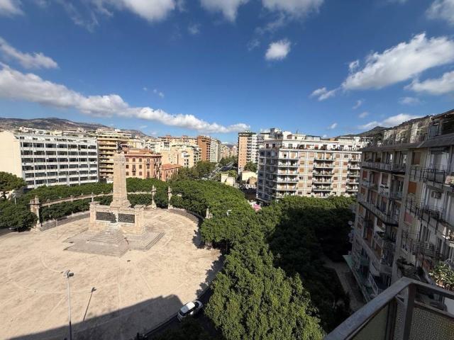 Appartamento in vendita a VIII Circoscrizione, Palermo