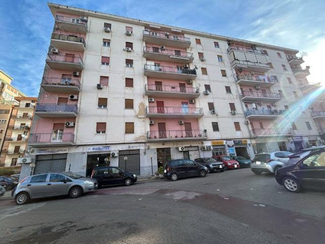 Appartamento in vendita a III Circoscrizione, Palermo
