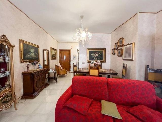 Appartamento in vendita a II Circoscrizione, Palermo