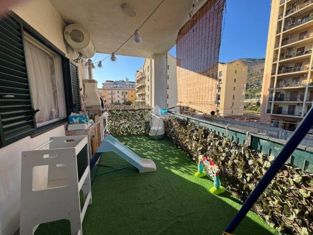 Appartamento in vendita a Sferracavallo, Palermo