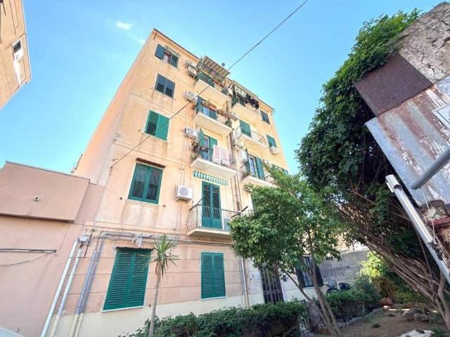 Appartamento in vendita a V Circoscrizione, Palermo