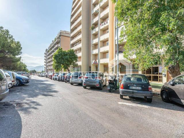 Appartamento in vendita a VIII Circoscrizione, Palermo
