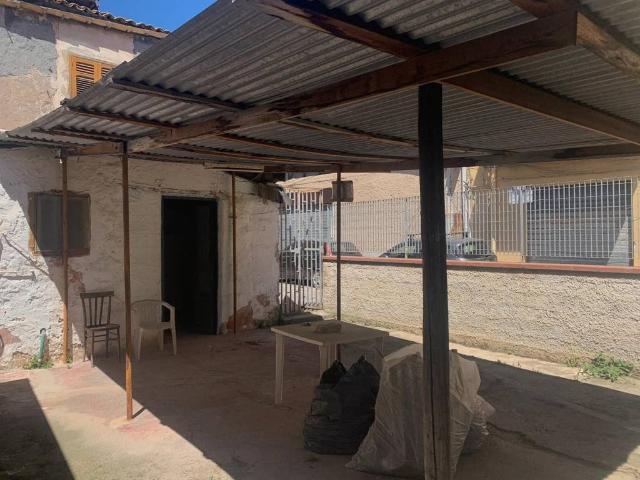 Villa Indipendente in vendita a VI Circoscrizione, Palermo