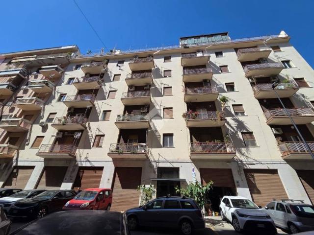 Appartamento in vendita a II Circoscrizione, Palermo
