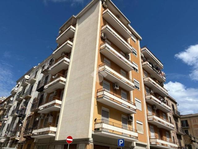 Appartamento in vendita a III Circoscrizione, Palermo