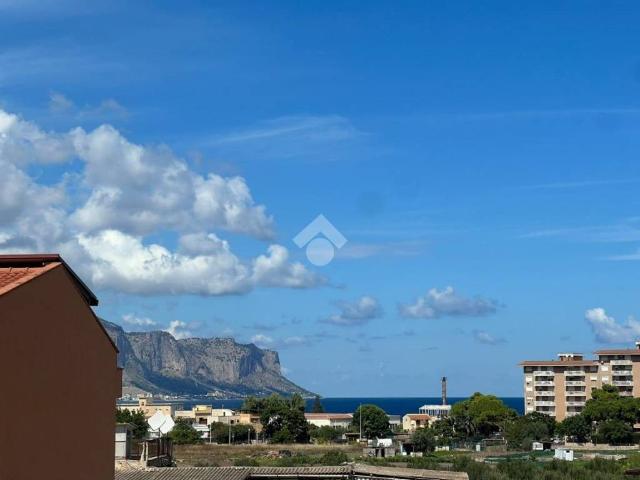 Appartamento in vendita a Acqua dei Corsari, Palermo