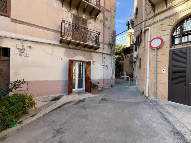 Appartamento in vendita a VIII Circoscrizione, Palermo