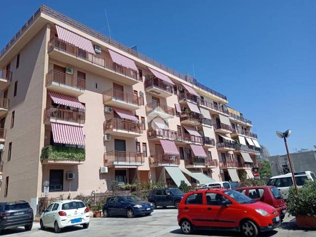 Appartamento in vendita a VII Circoscrizione, Palermo
