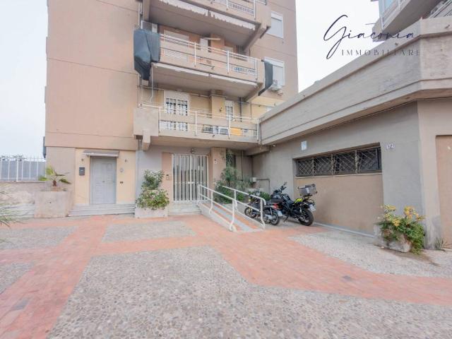 Appartamento in vendita a VIII Circoscrizione, Palermo