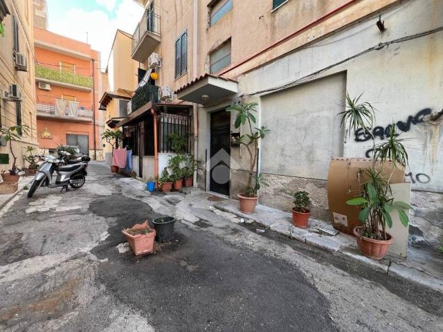 Appartamento in vendita a V Circoscrizione, Palermo