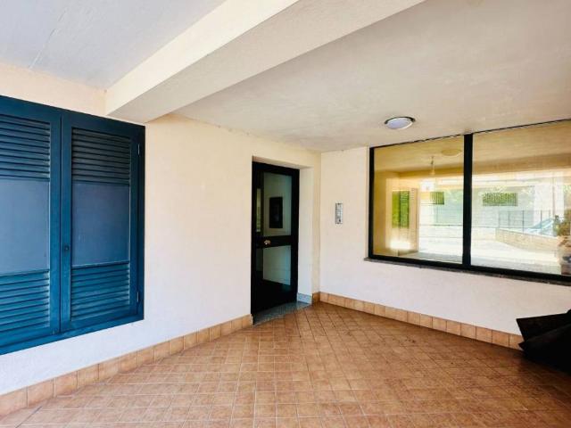 Appartamento in vendita a Colombella, Roma Capitale
