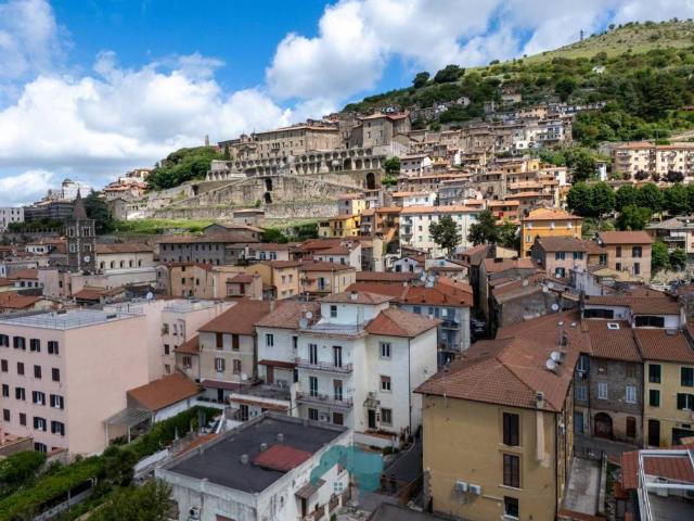 Appartamento in vendita a Scacciati, Roma Capitale