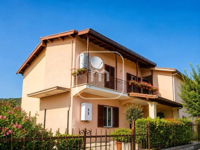 Appartamento in vendita a Le Quadrelle, Roma Capitale