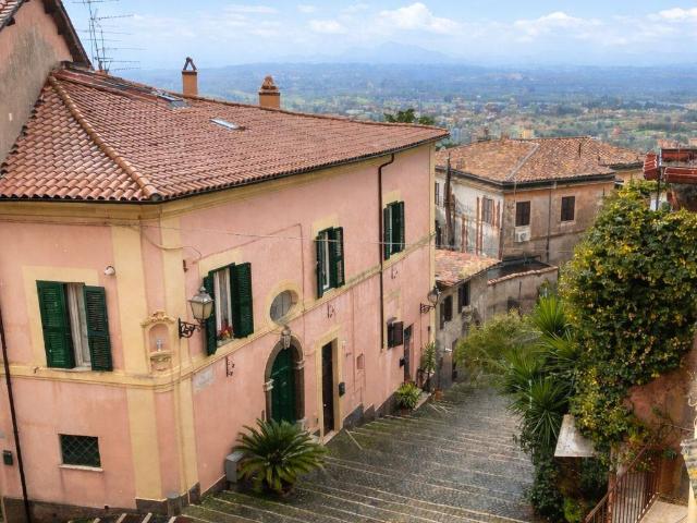 Appartamento in vendita a Borgo, Roma Capitale