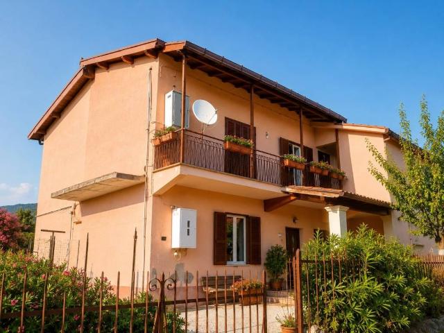 Appartamento in vendita a Le Quadrelle, Roma Capitale