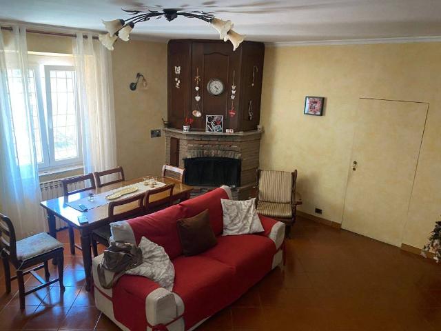 Appartamento in vendita a Le Quadrelle, Roma Capitale