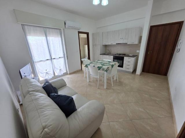 Appartamento in vendita a Calabria, Reggio Calabria