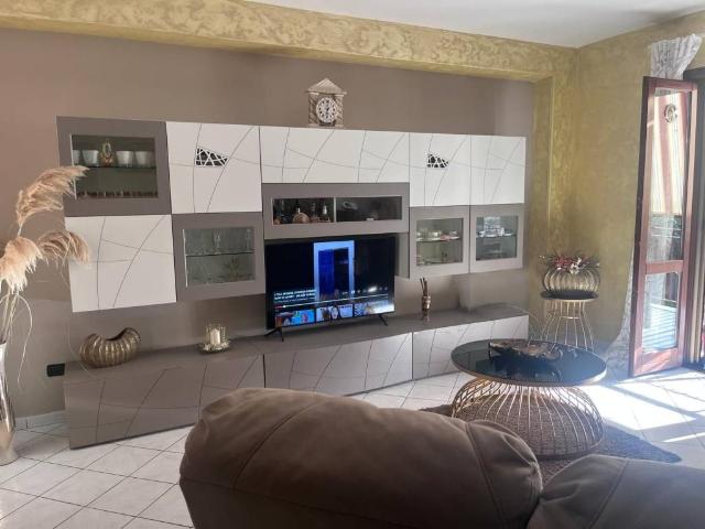 Appartamento in vendita a Palma Campania