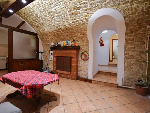 Appartamento in vendita a Puglia, Bari