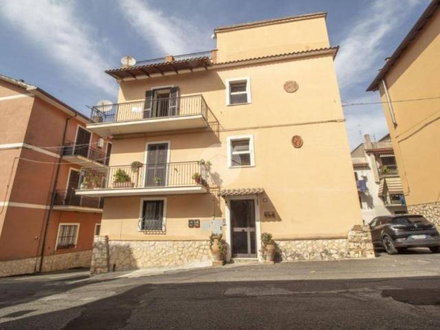 Appartamento in vendita a Stazzano, Roma Capitale