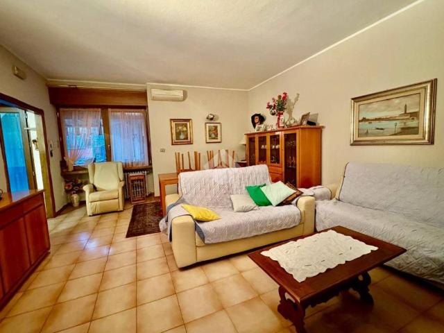 Villa Indipendente in vendita a Palosco, Lombardia