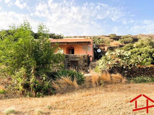 Appartamento in vendita a Scauri, Pantelleria