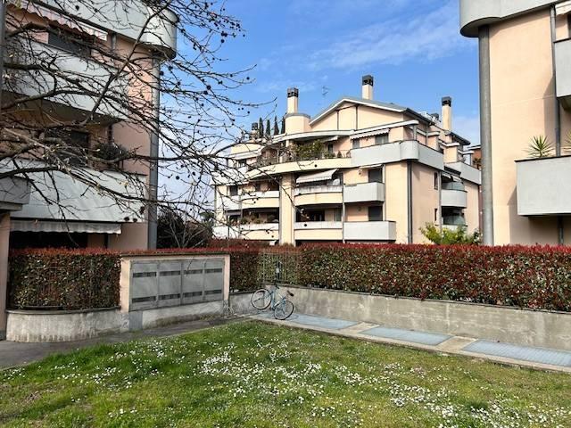 Appartamento in vendita a Parabiago, Lombardia
