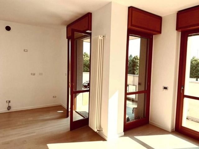 Appartamento in vendita a Parabiago, Lombardia