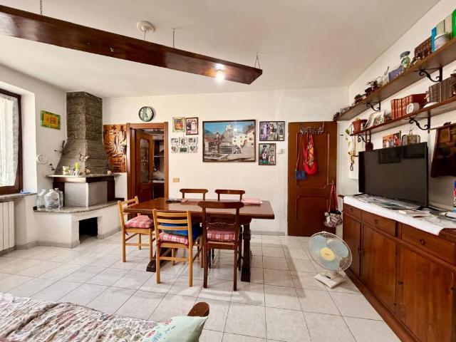 Appartamento in vendita a Parabiago, Lombardia