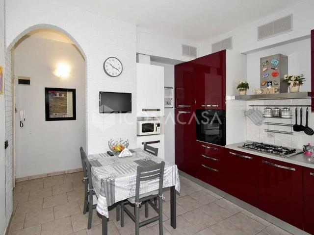 Appartamento in vendita a Parabiago, Lombardia