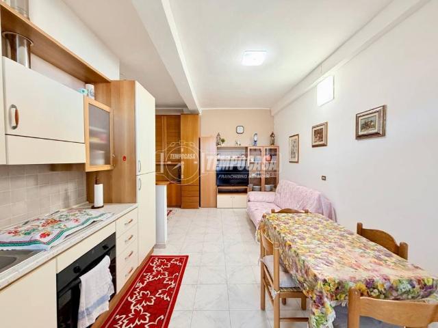 Appartamento in vendita a Parabiago, Lombardia