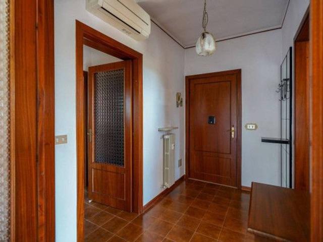 Appartamento in vendita a Eia, Parma