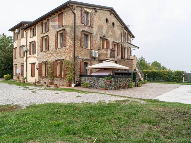 Appartamento in vendita a Borghetto, Parma
