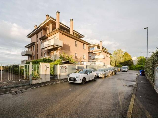 Appartamento in vendita a Eia, Parma