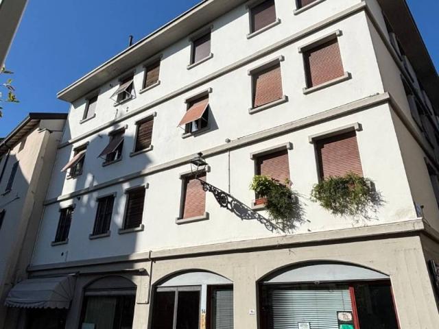 Appartamento in vendita a Oltretorrente, Parma