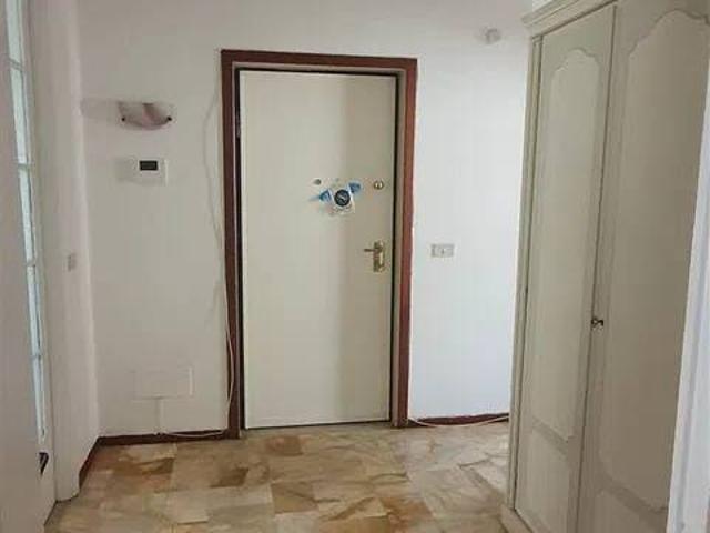 Appartamento in vendita a Lubiana, Parma