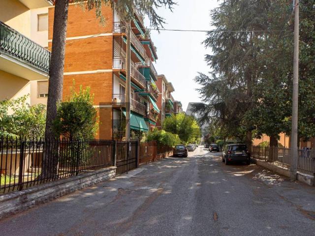 Appartamento in vendita a Lubiana, Parma