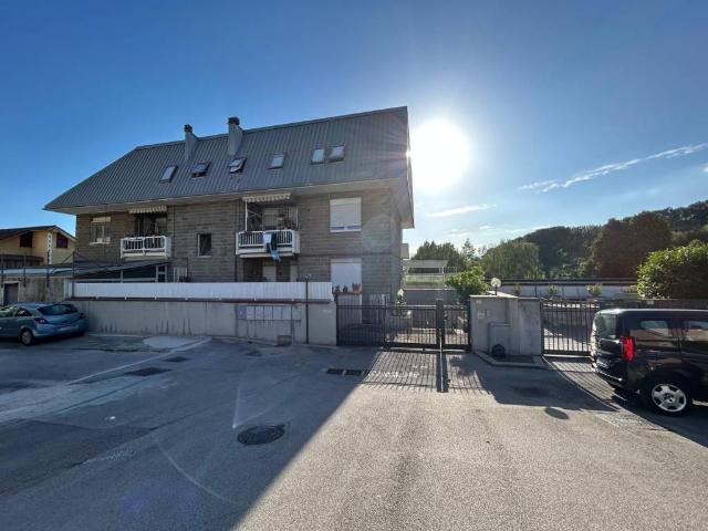 Appartamento in vendita a Parolise, Campania