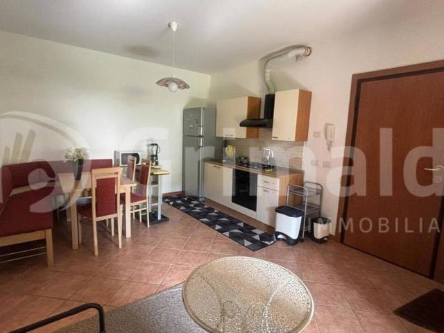 Appartamento in vendita a Parona, Lombardia