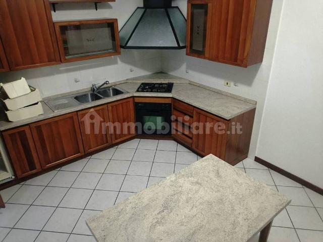 Appartamento in vendita a Parona, Lombardia