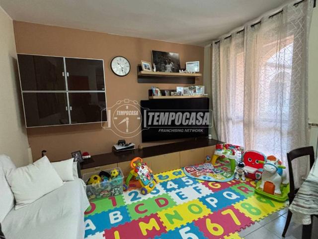 Appartamento in vendita a Parona, Lombardia