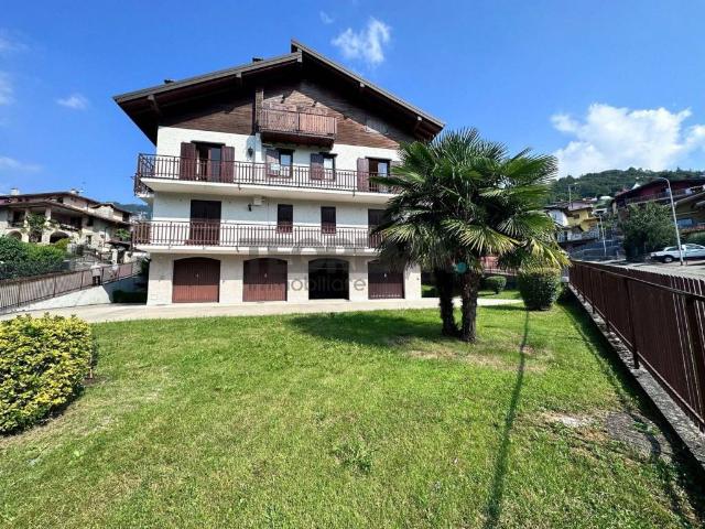 Appartamento in vendita a Cossaglio, Parre