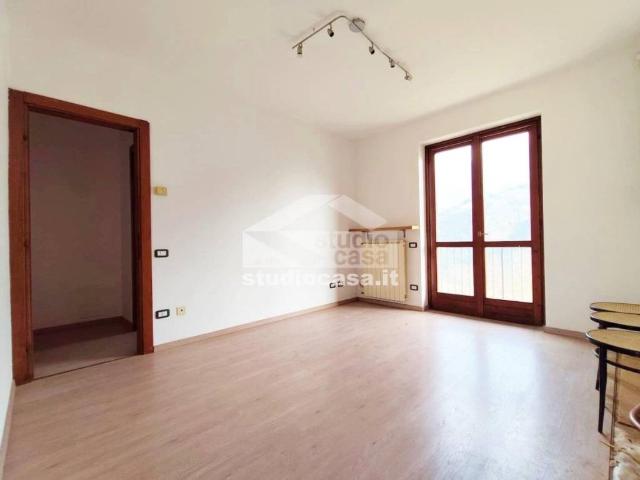 Appartamento in vendita a Parre, Lombardia