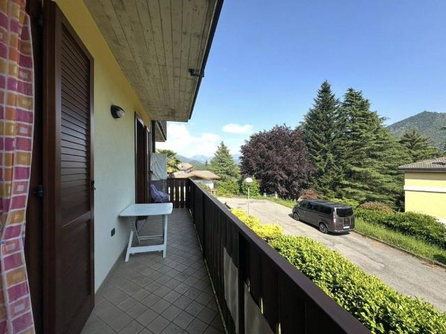 Appartamento in vendita a Parre, Lombardia