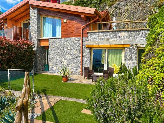 Appartamento in vendita a Parzanica, Lombardia