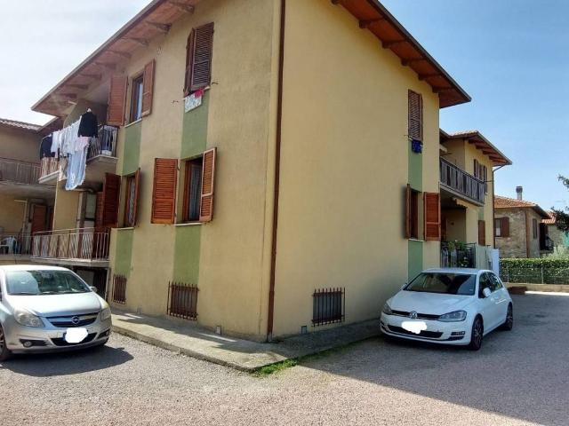 Appartamento in vendita a Passignano Sul Trasimeno, Umbria