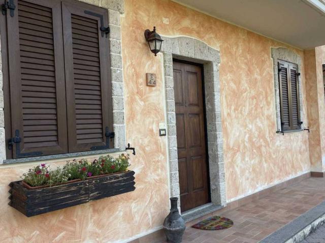 Appartamento in vendita a Cerqueto, Passignano Sul Trasimeno